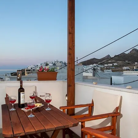 Cycladic Sea View Mansion Near The Castle Appartement *