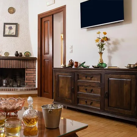 Cycladic Sea View Mansion Near The Castle