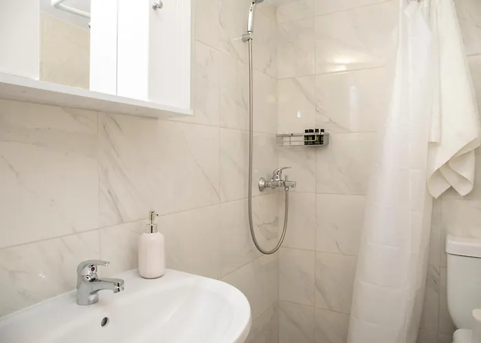 Cycladic Sea View Mansion Near The Castle