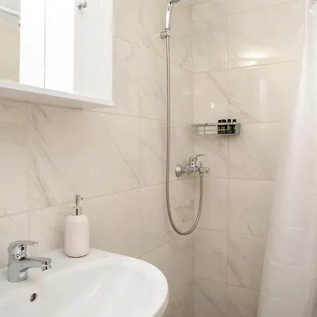 Cycladic Sea View Mansion Near The Castle